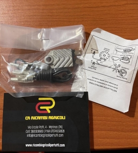 Centralina elettronica in  sostituzione a coppia contatti  e condensatore Usare solo candela con  resistor cod S330057